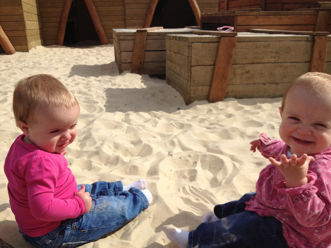 the-benefits-of-sand-play-for-toddlers-the-parent-social